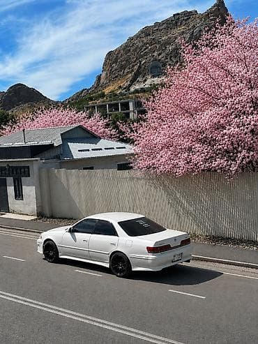 Toyota Mark II: 1999 г., 4.3 л, Автомат, Бензин