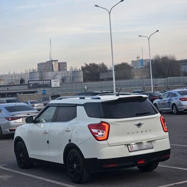 кыргызстандын кайсы областында суу транспорту бар: Ssangyong Tivoli: 2019 г., 1.6 л, Автомат, Бензин, Универсал — 5