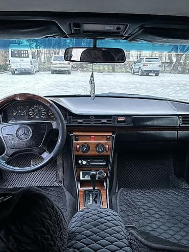 daf 2001: Mercedes-Benz E-Class: 1993 г., 2.8 л, Автомат, Бензин, Седан — 10