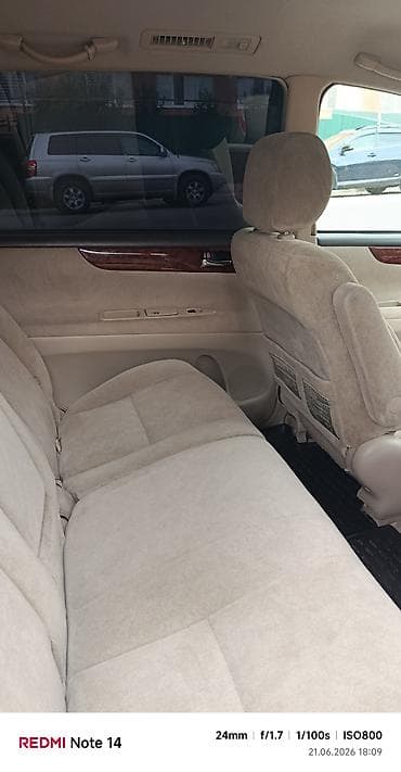 coroll: Toyota Ipsum: 2003 г., 2.4 л, Автомат, Бензин, Минивэн — 6