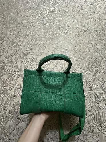 Зелёная сумка-тоут The Tote Bag - Формат: компактная прямоугольная