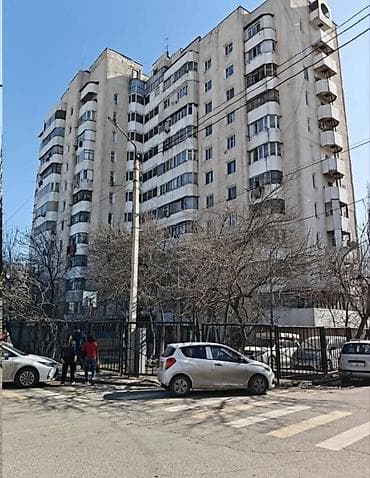 сдаю место ош базар: 34 м², 1 комната, Утепленный — 8