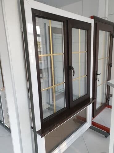 На постоянную работу, в компанию по производству пластиковых и