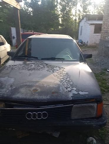 Транспорт: Audi 100: 1990 г., Седан — 3