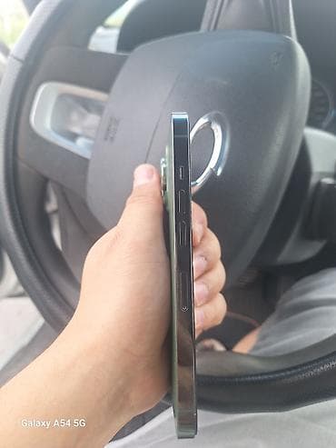another 13: IPhone 13 Pro, Б/у, 256 ГБ, Alpine Green, Зарядное устройство, Чехол, 79 % — 3