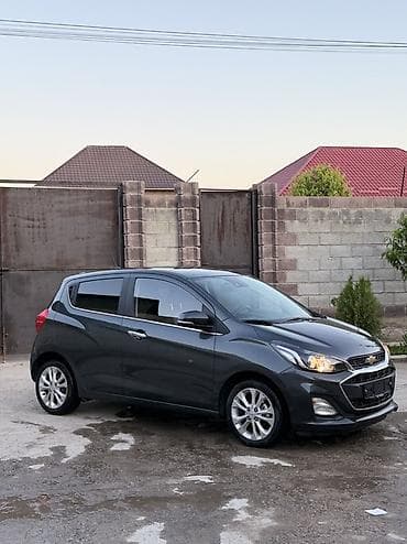 дешовая машина: Chevrolet Spark: 2019 г., 0.1 л, Вариатор, Бензин, Хэтчбэк — 1