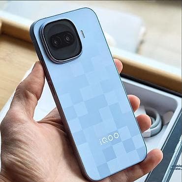Техника и электроника: Vivo IQOO 15R, Новый, 256 ГБ, цвет - Голубой, 2 SIM — 1