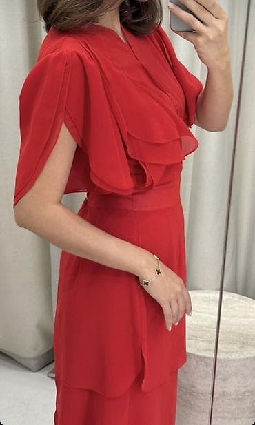 bonnitto: Платье Deluna от бренда Bonnitto - Лёгкая струящаяся ткань из нежного — 1