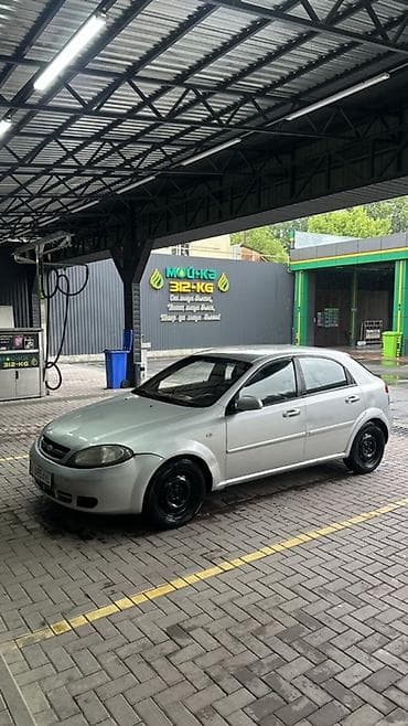 Chevrolet Lacetti: 2012 г., 1.4 л, Механика, Бензин, Хэтчбэк