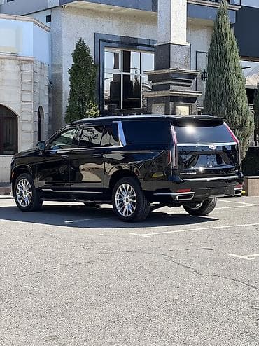 escalade: Cadillac Escalade: 2022 г., 6.2 л, Автомат, Бензин, Внедорожник — 4