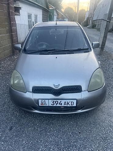Toyota Vitz: 2001 г. — 2