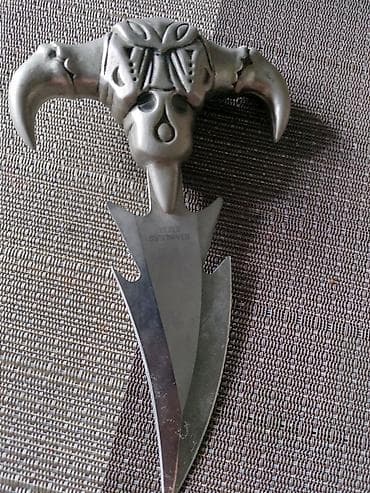 Фэнтези-кинжал с декоративной рукоятью «череп с рогами» - Эффектный