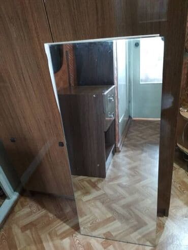 Продается 2 зеркала. 1)На деревянной основе, есть петли чтобы повесить at lalafo.kg Продается 2 зеркала. 1)На деревянной основе, есть петли чтобы повесить