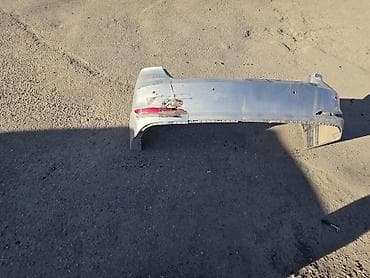 есть трещина: Бампер Hyundai, Б/у, Оригинал — 2