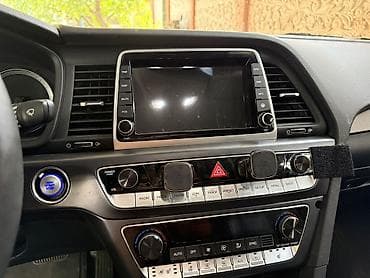 Транспорт: Hyundai Sonata: 2020 г., 2 л, Автомат, Газ, Седан — 5