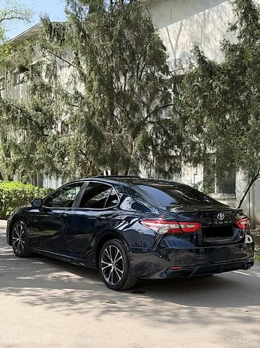 кемри: Toyota Camry: 2018 г., 2.5 л, Автомат, Бензин, Седан — 4