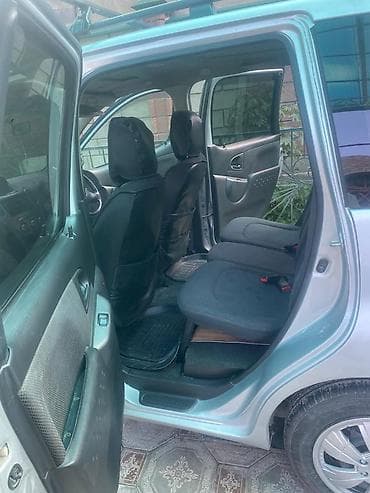 машина берем: Toyota Funcargo: 2003 г., 1.5 л, Автомат, Бензин, Универсал — 7