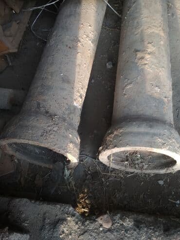 Труба чугунная СССР
Длина 4м.60см.
Диаметр 170мм