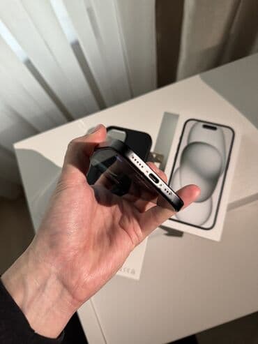 меняю на телефон: IPhone 15, Б/у, 128 ГБ, Jet Black, Защитное стекло, Чехол, Кабель, 89 % — 7