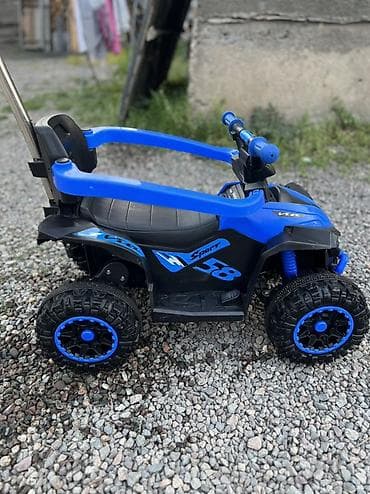 red centr: Детский квадроцикл-каталка с родительской ручкой - Тип — 3