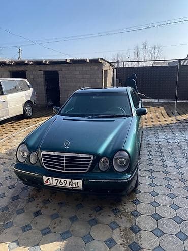 audi a4: Mercedes-Benz E-Class: 2000 г. — 1