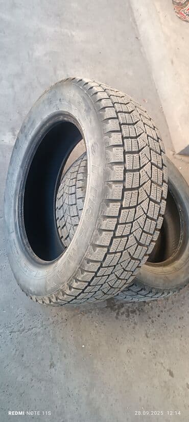 шины и дискы: Шины 235 / 60 / R 18, Зима, Б/у, Пара, Легковые, Китай, Firemax — 2