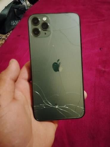 IPhone 11 Pro Max, Б/у, Зеленый at lalafo.kg IPhone 11 Pro Max, Б/у, Зеленый