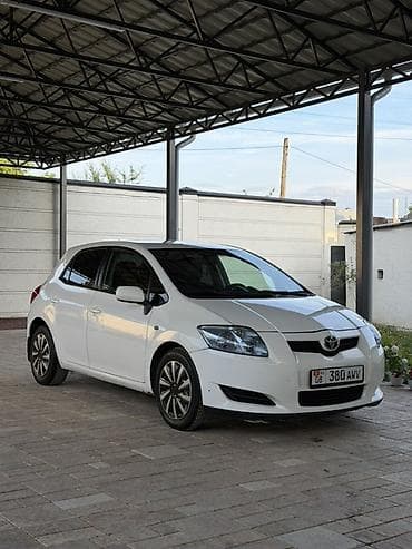 тойота кулигер: Toyota Auris: 2008 г., 1.4 л, Механика, Бензин, Хэтчбэк — 3