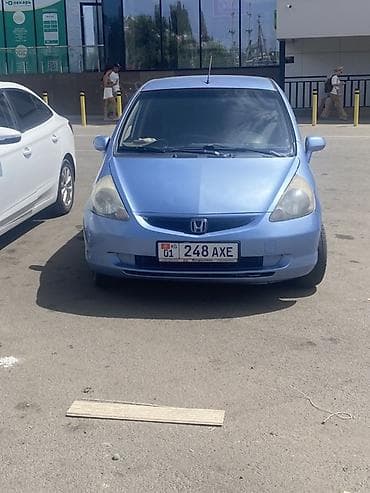 Honda Jazz: 2003 г., 1.3 л, Автомат, Бензин, Хэтчбэк — 2