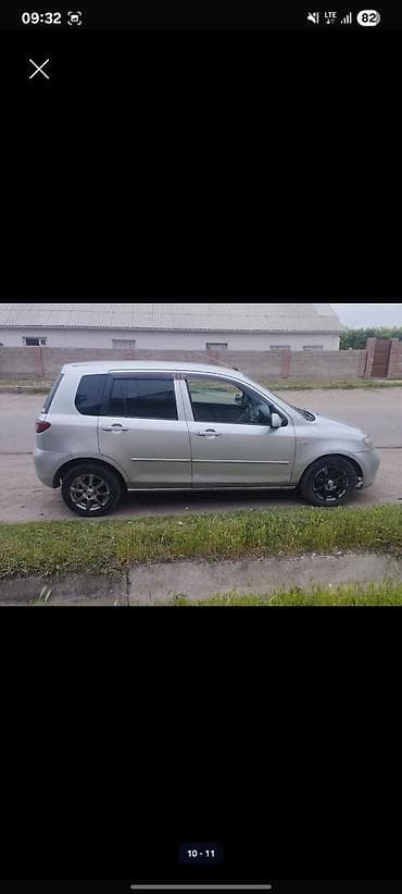 бу чехлы: Mazda Demio: 2003 г., Автомат, Хэтчбэк — 3