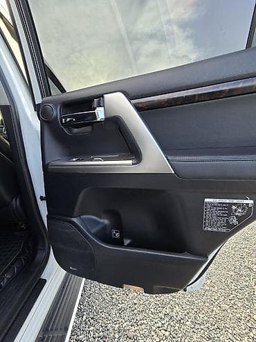 kia bongo3: Toyota Land Cruiser: 2014 г., 4.6 л, Автомат, Бензин, Внедорожник — 9