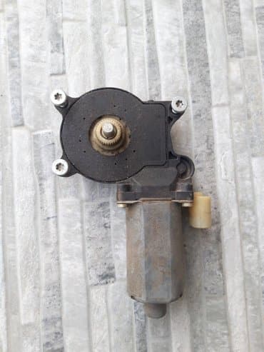 бытовая техника из германии: Продаю BMW БМВ моторчик от стеклоподьемника — 2