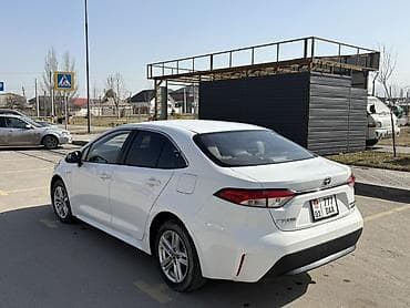 на короллу: Toyota Levin: 2023 г., Гибрид, Седан — 5