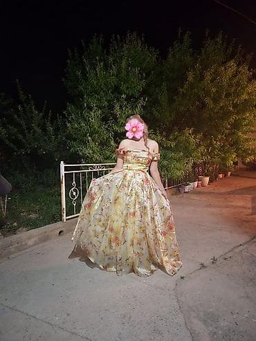 Вечернее платье, Пышное, Длинная модель, Шифон, Без рукавов, Шлейф, M