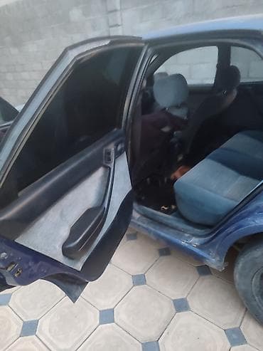 тайота 1992: Toyota Carina E: 1992 г., 1.6 л, Бензин, Хэтчбэк — 6