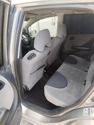 Транспорт: Honda Fit: 2004 г., 1.3 л, Автомат, Бензин, Хэтчбэк — 7