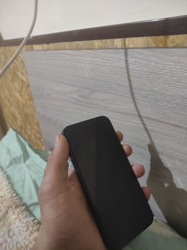 IPhone 14, Черный