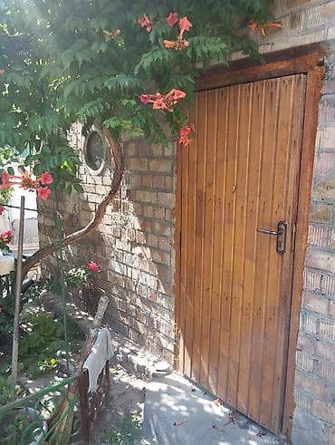 Дома: Продаю саманный штукатурный дом,,,пять комнат,,, кухня,, — 5