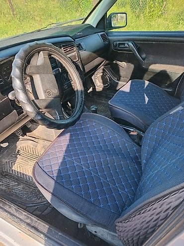 ауди а6 с4 1: Volkswagen Golf: 1994 г., 1.6 л, Кол менен иштөөчү — 4