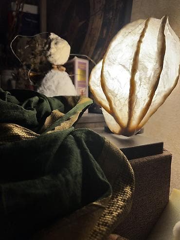 Внутренняя отделка: Organic Modern Sculptural Lamp | Wabi-Sabi Tea-Dyed Rice Paper — 6