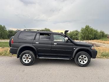 infinity qx: Mitsubishi Pajero: 2005 г., 3 л, Автомат, Газ, Внедорожник — 2