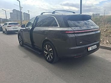 launch pro: Lixiang L7: 2023 г., 1.5 л, Гибрид, Кроссовер — 2