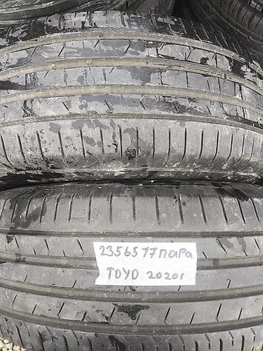 Шины и диски: Шины 235 / 65 / R 17, Лето, Б/у, Пара, Внедорожные (АТ/МТ), Toyo — 1
