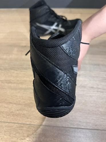 Босоножки, сандалии, шлепанцы: Мужские кроссовки, 40.5, Asics, Б/у, цвет - Черный, Самовывоз — 5