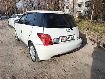 Продажа авто: Toyota Ist: 2003 г., 1.5 л, Автомат, Бензин, Хэтчбэк — 4
