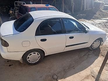 daf 75: Daewoo Lanos: 1998 г., 1.5 л, Бензин, Седан — 2