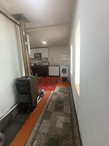 Үйлөр: 🏡 Продаётся уютный и надёжный дом! 💰 Цена: 68 000$ 🔹 Площадь дома: 100 — 2