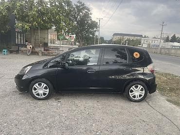 Транспорт: Honda Fit: 2010 г., Автомат, Бензин, Хэтчбэк — 6