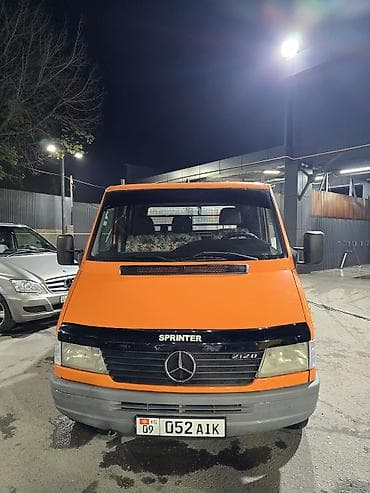 tesla 3: Легкий грузовик, Mercedes-Benz, Дубль, 3 т, Б/у — 3