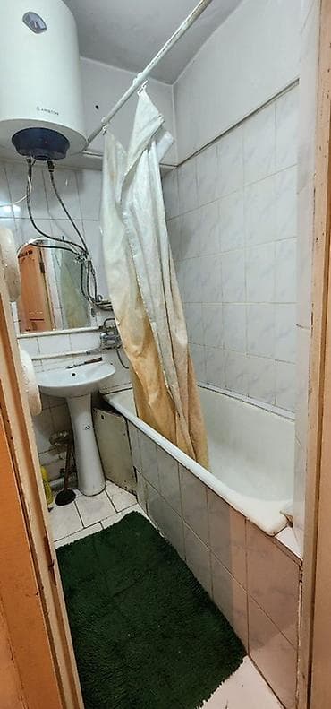 аламедин 1 сдаю: Сдаю трехкомнатную квартиру в районе Азия Молл на третьем этаже дом — 8